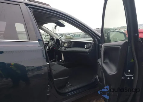 2018 Toyota Rav4 Xle from USA, damaged, VIN JTMRFREVXJD255764